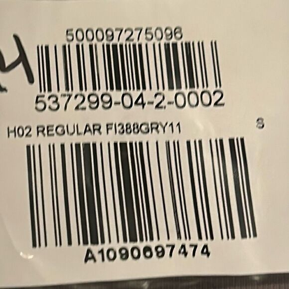 Yeezy Gap Collab Tee Shirt Gray Crewneck Men's Size S Oversized Streetwear New - Picture 11 of 11